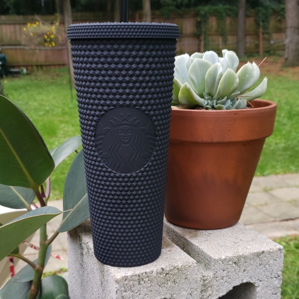 FALL LIMITED EDITION Studded Matte Black Starbucks
